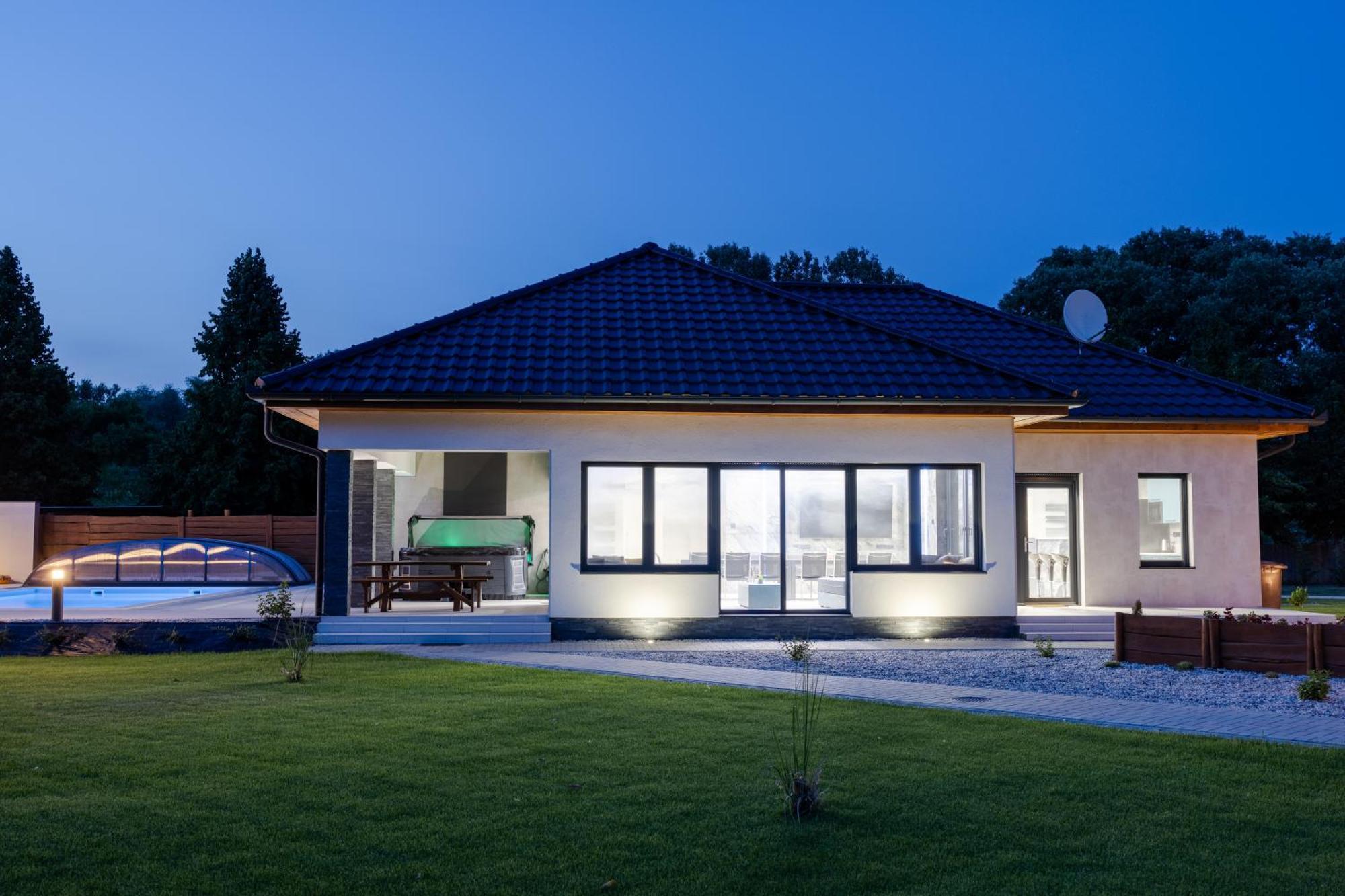 Mitosz Apartman Gyomaendrőd المظهر الخارجي الصورة